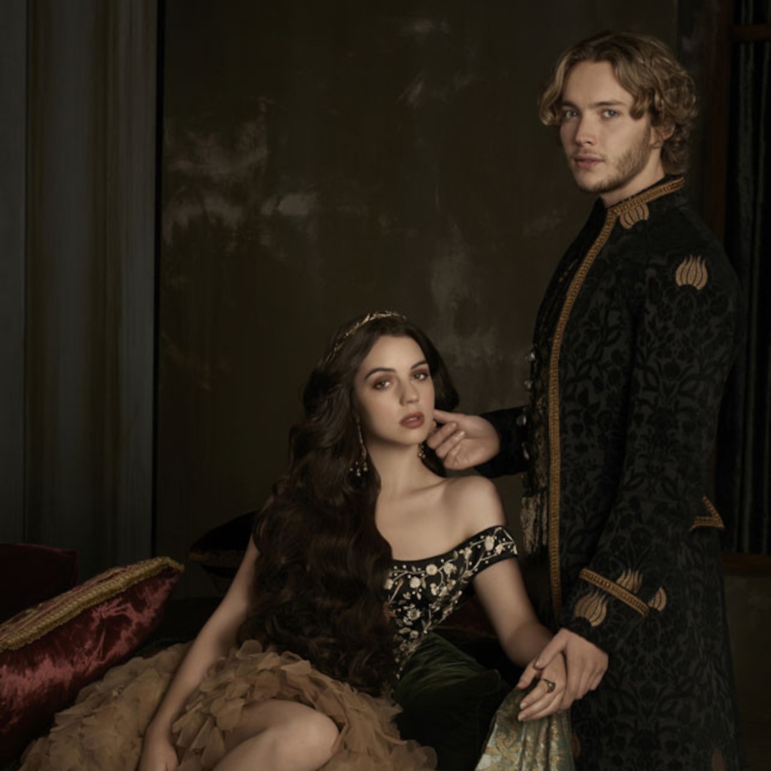 Photos from The Reign Cast - E! Online - CA